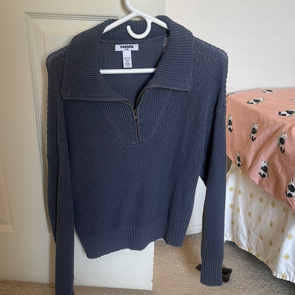 Women's half zip Sweater